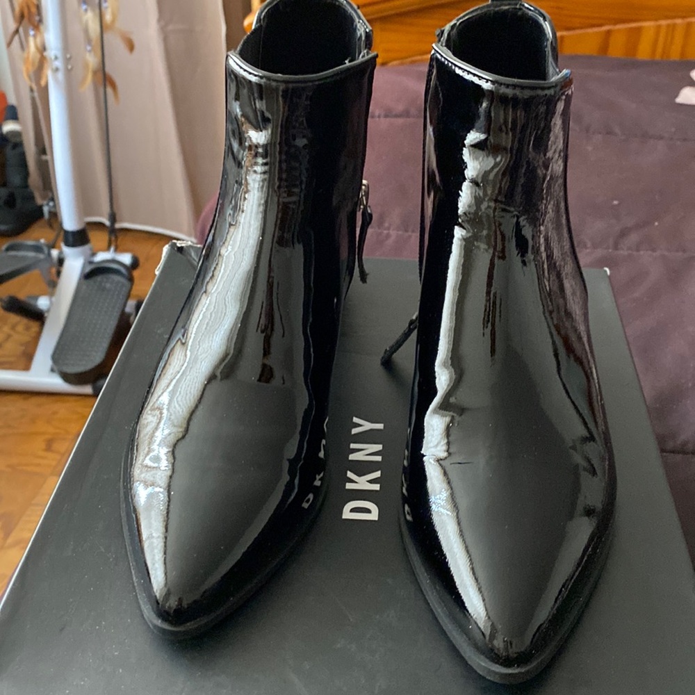 Brand new black patent leather DKNY ankle boots